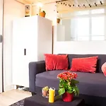 Hostnfly Apartments - Gorgeous Accommodation Right Next To Montmartre
