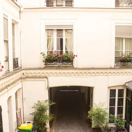 Hostnfly - Gorgeous Right Next To Montmartre